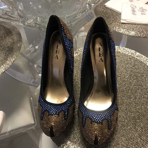 Ladies heels - Picture 4 of 7